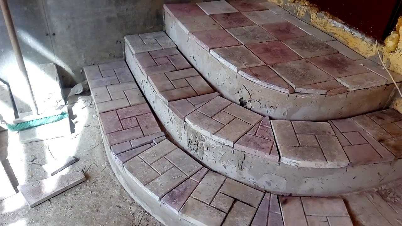 Как залить крыльцо из бетона полукругом