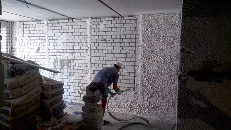 Аппарат для механической штукатурки стен